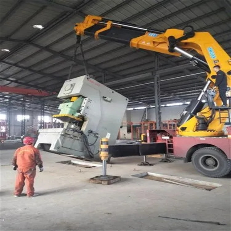 安远县80吨折臂吊车出租附近电话